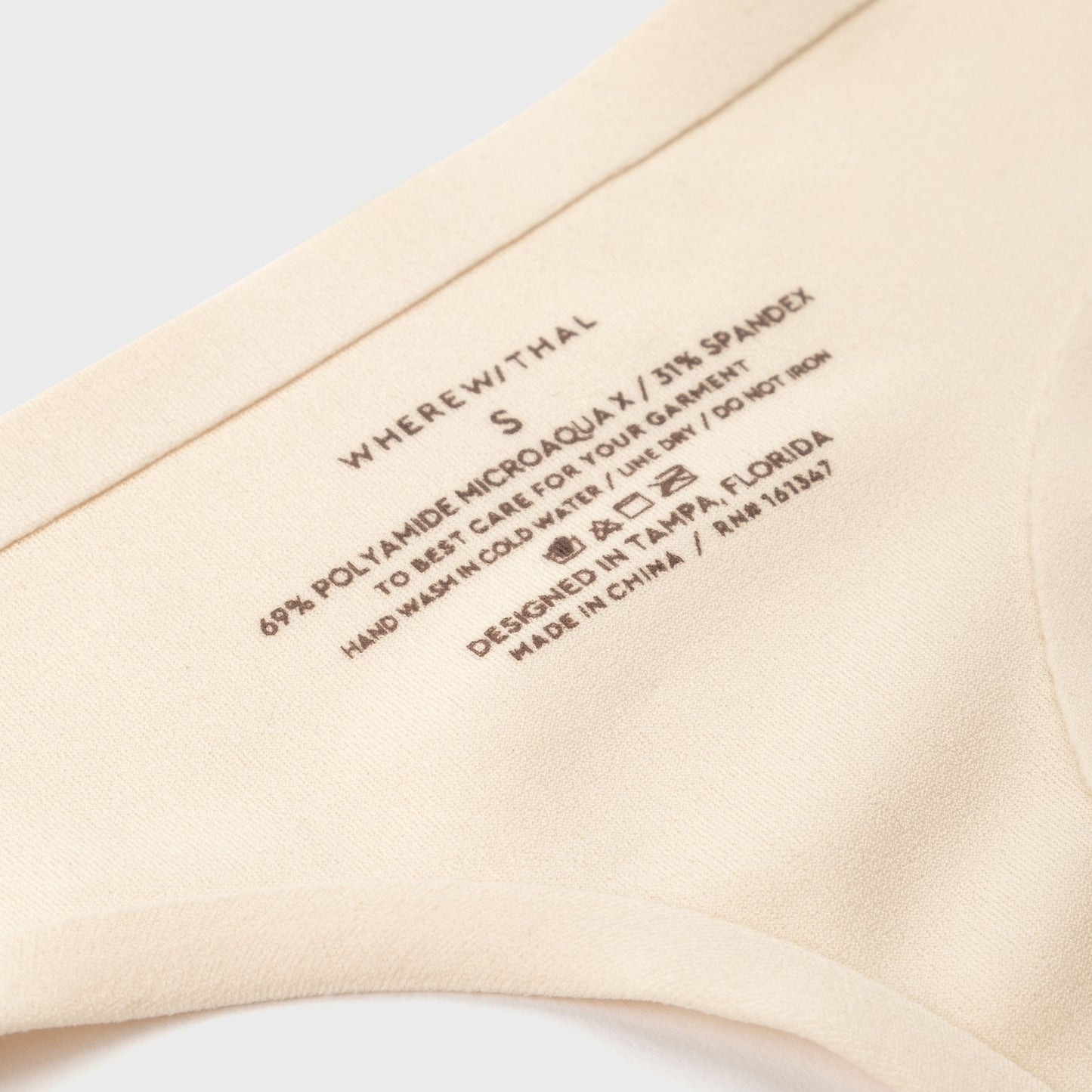 The EveryWhere Seamless Thong - Sunrise